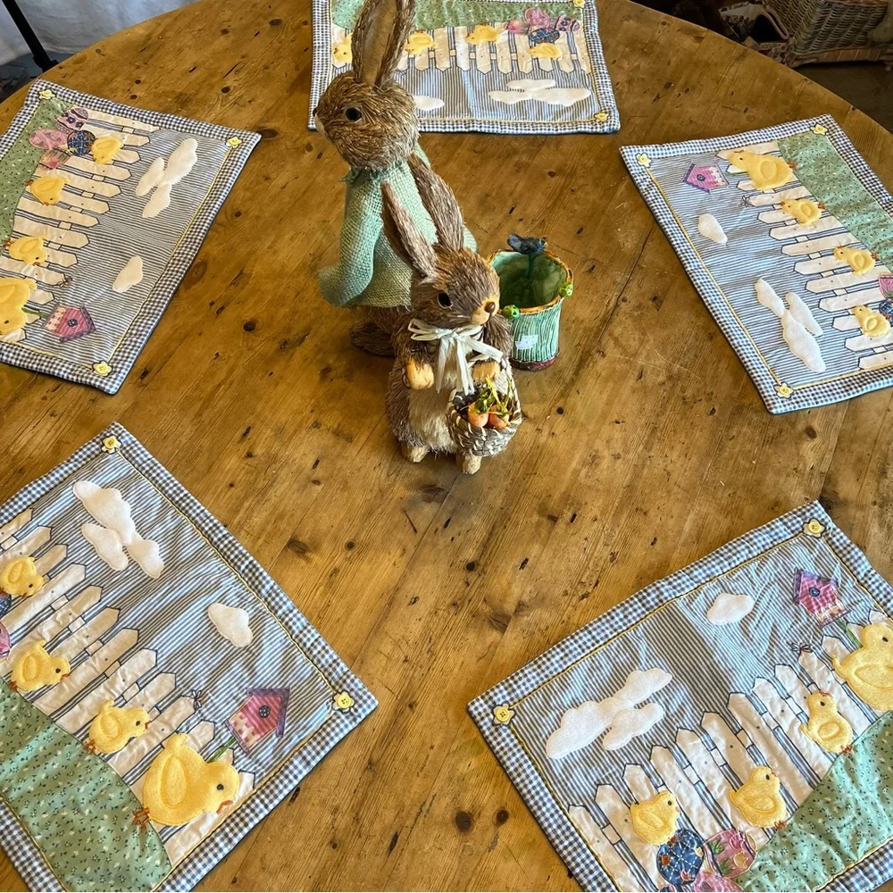 Placemats Blossoms & Blooms Springtime Easter  Appliquéd Blue Gingham Chicks